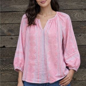 Velvet by Graham & Spencer Pink Textured Peasant Top – Size M